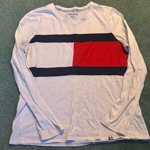 Tommy Hilfiger Women’s White and Red Colorblock Long Sleeve Tee